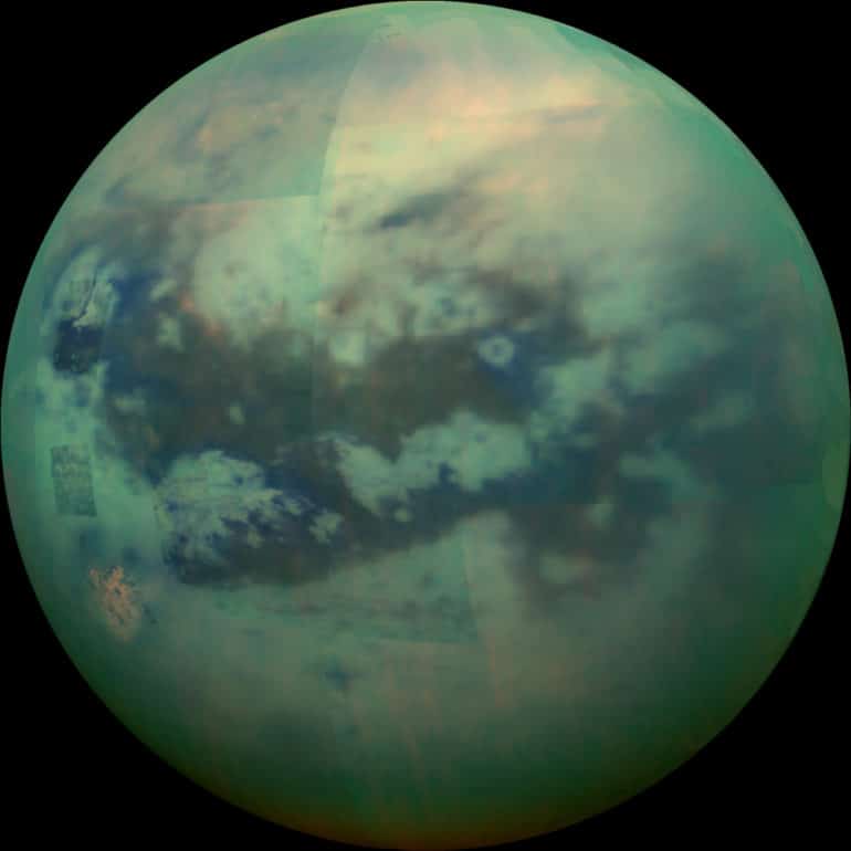 infrared view of Saturn's moon Titan