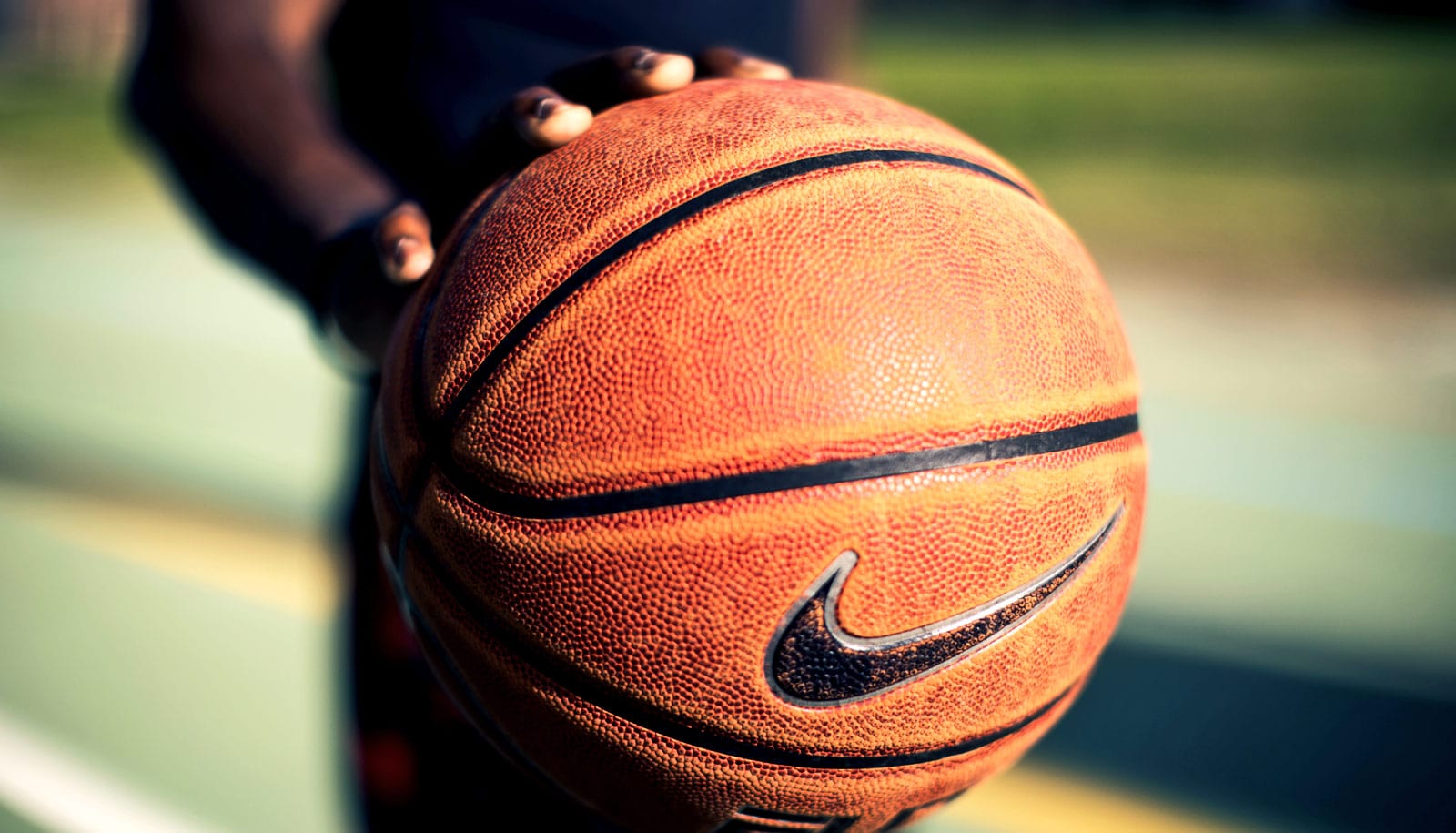 Solar wind 'bubble' is more basketball than comet Futurity