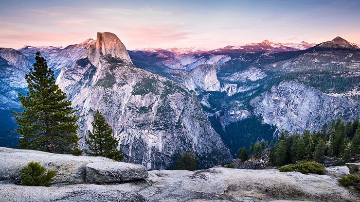 granite peaks, an example of felsic rock