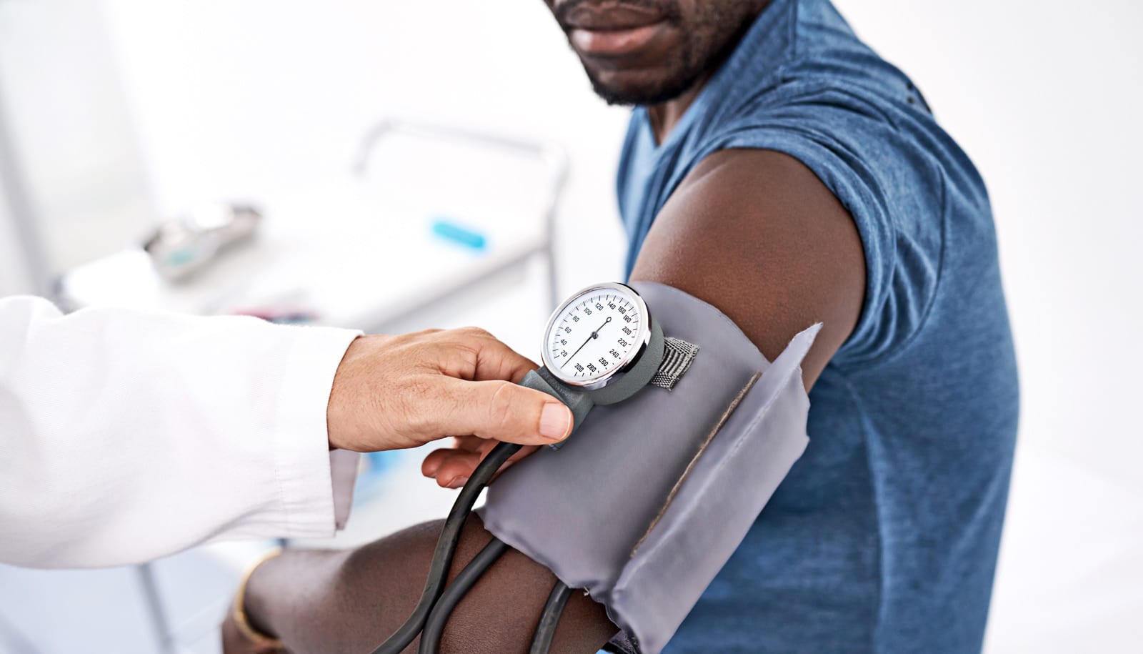 Who Checks Blood Pressure For Free