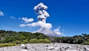 volcanic eruption ash cloud (natural gas concept)