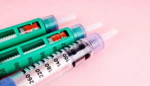 insulin pen, glucometer (type 2 diabetes concept)