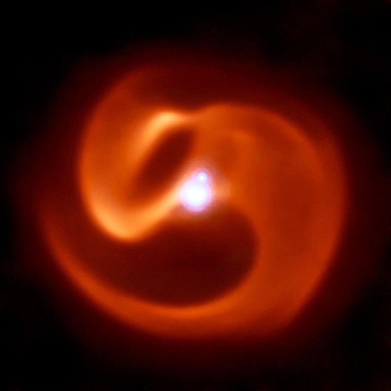 Near and Mid Infrared composite image of the star system