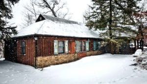 Toboggan Lodge, which researchers used as a case study for a new smart control system that includes a machine learning algorithm predicting the accuracy of weather forecasts (machine learning concept)