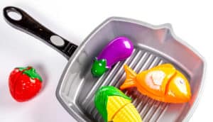 toy food and frying pan