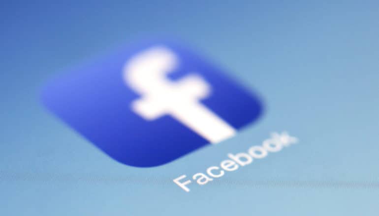 blur on Facebook logo -- facebook posts