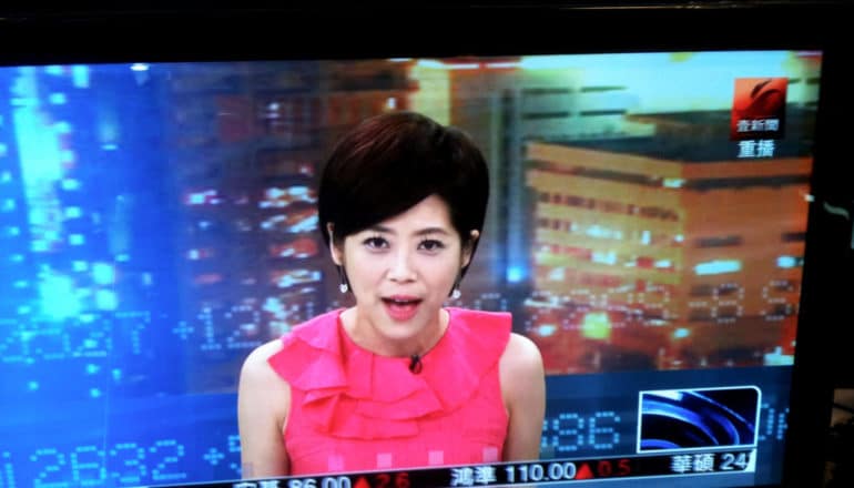 edit video - news anchor on screen