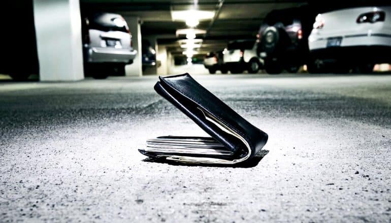 lost wallet in parking lot