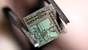 wireless transceiver chip