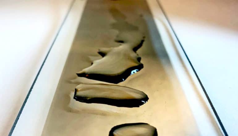 water drops over metal (metal nanolayers concept)