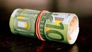 rubber band around roll of euros