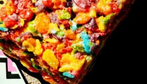 A cannabis edible that looks like a Rice Krispy Treat made with fruit cereal.
