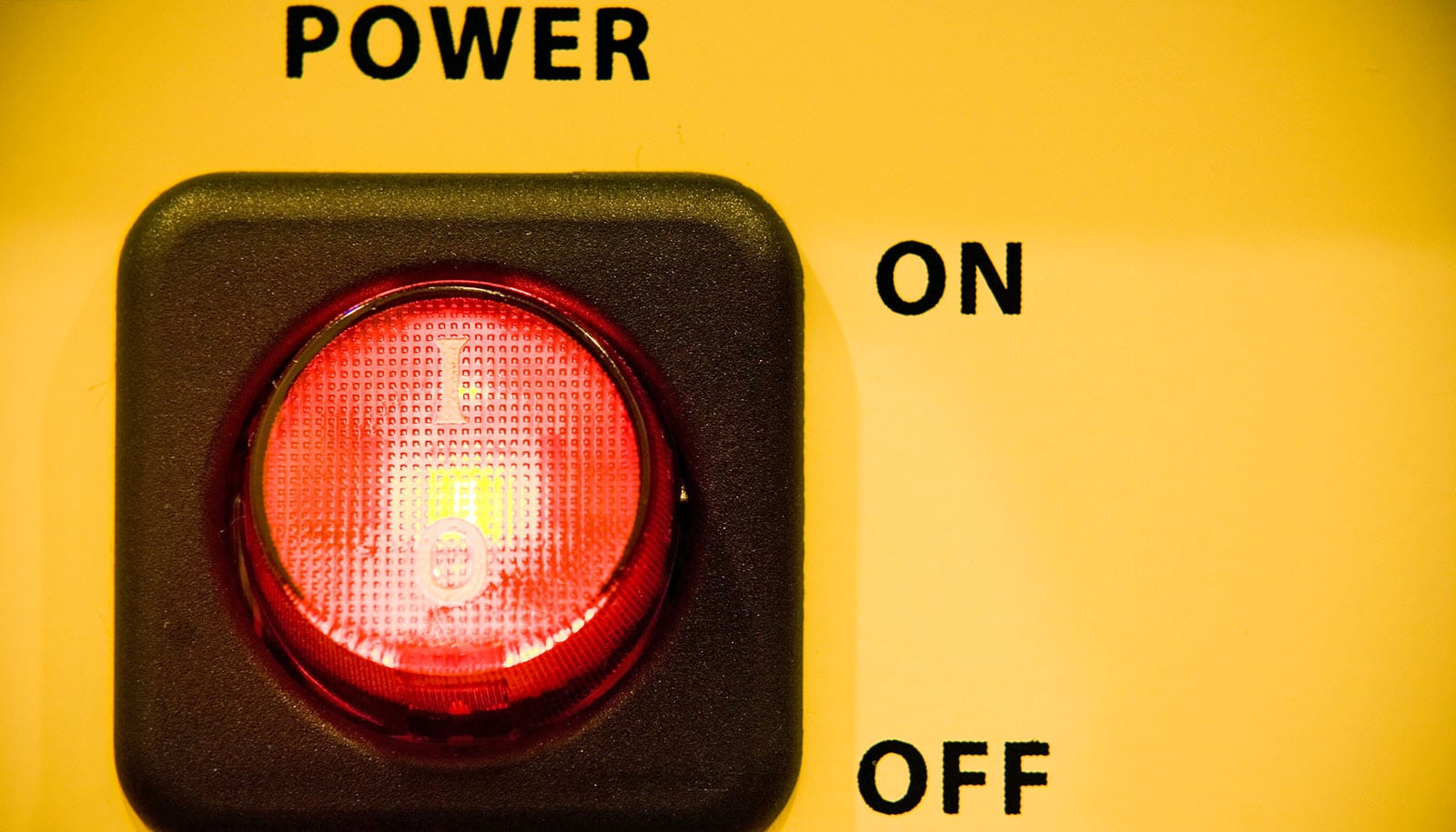 Flexible, super thin device generates electricity from air moisture