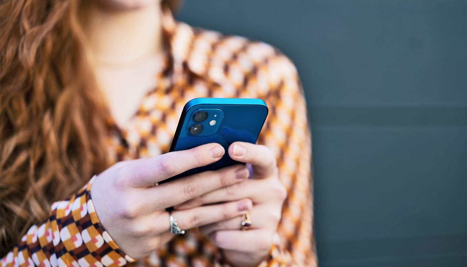 Social media overuse tied to belief in fake news