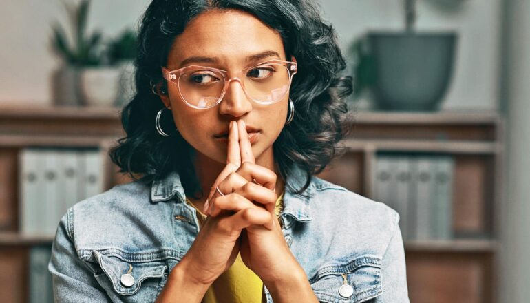 Most people ‘go it alone’ to make tough decisions