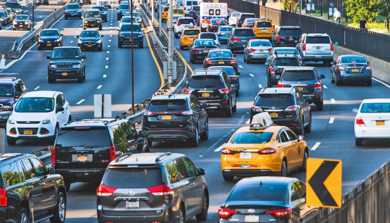 How city road infrastructure and traffic affect mental health