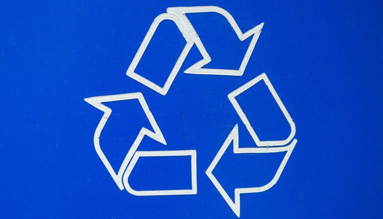 New way to recycle lithium-ion batteries is faster and greener