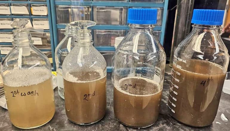 Recycling plants may pose water contamination risks