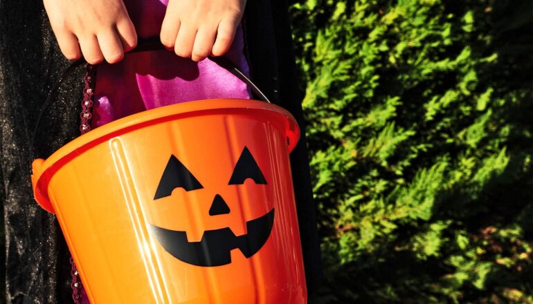 Does Halloween candy really give kids a sugar rush?