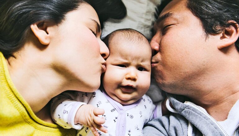 Infants judge social relationships via saliva sharing interactions